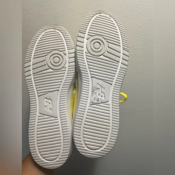 New Balance x Isaac Mizrahi Yellow Canvas Sneakers Women's Size 8.5 Rare - Picture 9 of 9